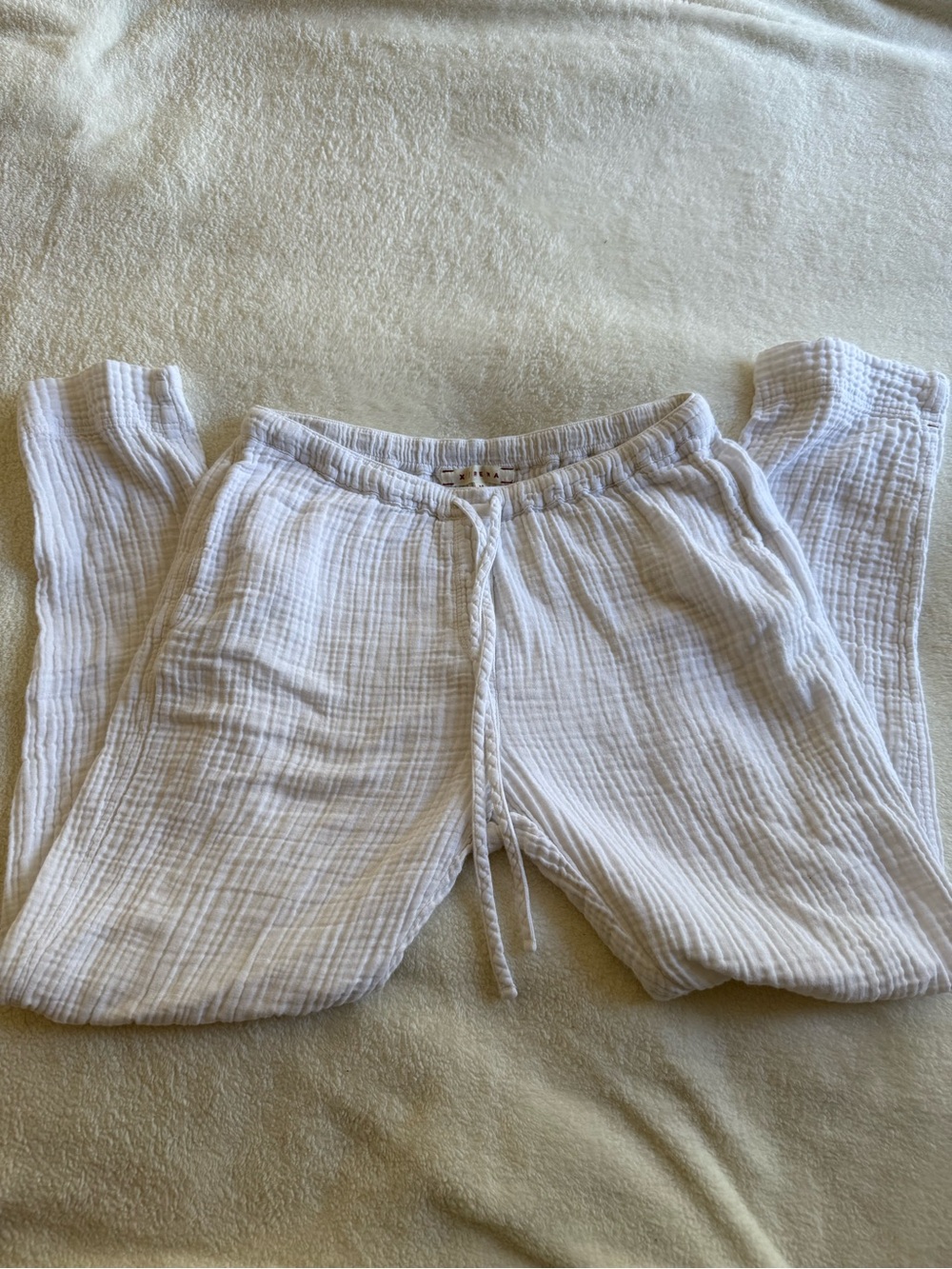 XiRENA Kids Cream Cotton Gauze Jogger Pants